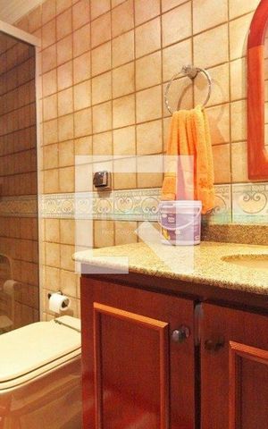 Casa à venda com 381m², 4 quartos e 4 vagas