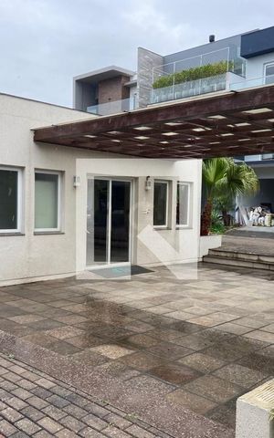 Casa à venda com 234m², 3 quartos e 2 vagas