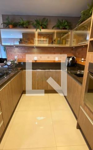 Casa à venda com 234m², 3 quartos e 2 vagas