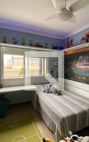 Casa à venda com 234m², 3 quartos e 2 vagas