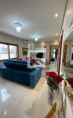 Casa à venda com 120m², 4 quartos e 4 vagas