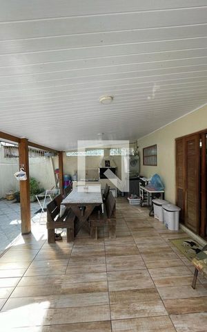 Casa à venda com 120m², 4 quartos e 4 vagas