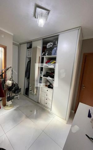 Casa à venda com 120m², 4 quartos e 4 vagas