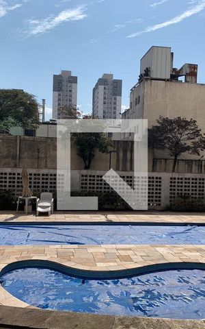 Apartamento à venda com 72m², 2 quartos e 1 vagaÁrea comum - Piscina