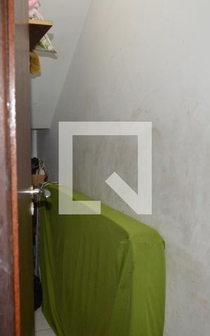Casa à venda com 83m², 2 quartos e 2 vagasDispensa 