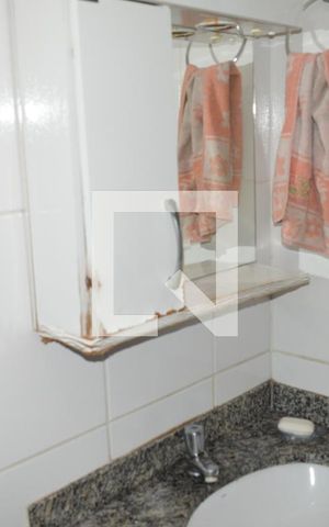 Casa à venda com 83m², 2 quartos e 2 vagasDetalhe