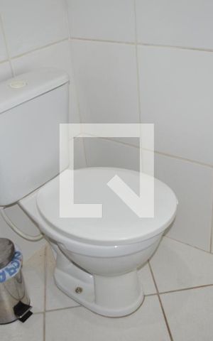 Casa à venda com 83m², 2 quartos e 2 vagasBanheiro