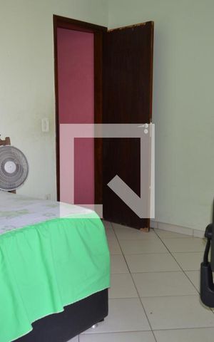 Casa à venda com 83m², 2 quartos e 2 vagasQuarto 2