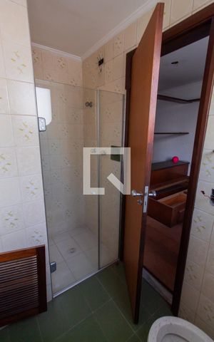 Apartamento à venda com 160m², 4 quartos e 3 vagas Apartamento à venda com 160m², 4 quartos e 3 vagasBanheiro da Suíte 4