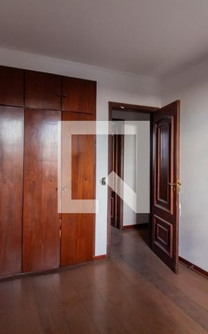Apartamento à venda com 160m², 4 quartos e 3 vagas Apartamento à venda com 160m², 4 quartos e 3 vagasSuíte 3