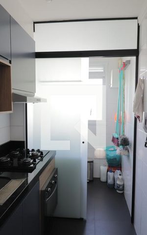 Apartamento à venda com 48m², 2 quartos e 1 vagaCozinha