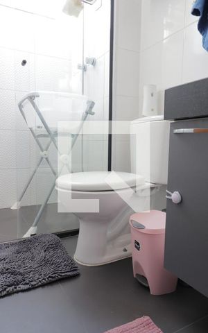 Apartamento à venda com 48m², 2 quartos e 1 vagaBanheiro