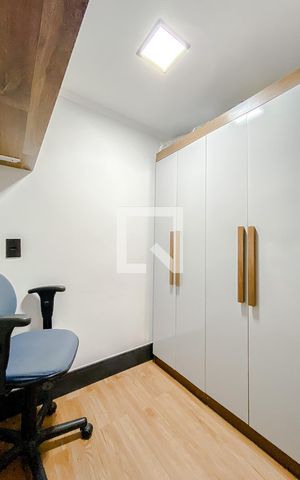Casa à venda com 225m², 3 quartos e 2 vagasQuarto 2 - Armários