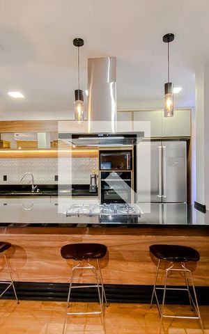 Casa à venda com 225m², 3 quartos e 2 vagasCozinha