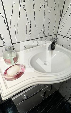 Casa para alugar com 75m², 2 quartos e 1 vagaBanheiro