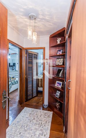 Apartamento à venda com 96m², 3 quartos e 1 vaga Apartamento à venda com 96m², 3 quartos e 1 vagaHall dos quartos