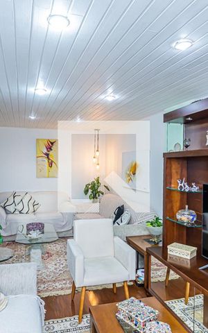 Apartamento à venda com 96m², 3 quartos e 1 vaga Apartamento à venda com 96m², 3 quartos e 1 vagaSala