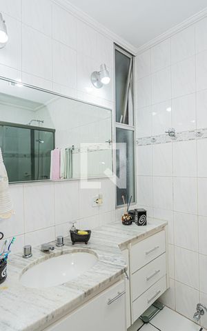 Apartamento à venda com 96m², 3 quartos e 1 vaga Apartamento à venda com 96m², 3 quartos e 1 vagaBanheiro