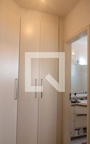 Apartamento à venda com 156m², 3 quartos e 3 vagas Apartamento à venda com 156m², 3 quartos e 3 vagasCloset da suíte 3