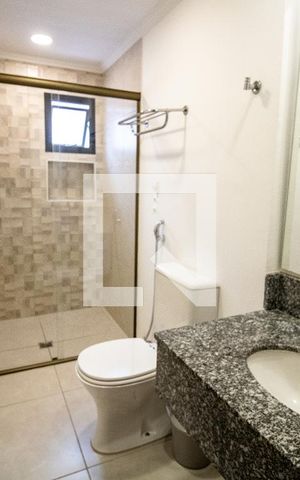 Studio para alugar com 52m², 1 quarto e 1 vaga Studio para alugar com 52m², 1 quarto e 1 vagaBanheiro