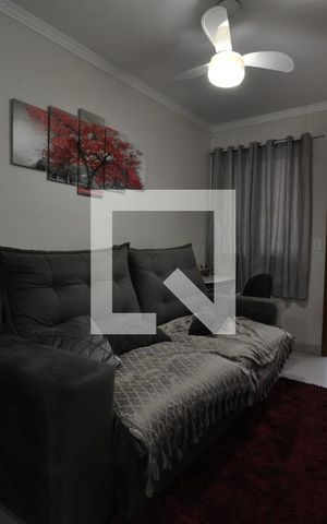Casa de condomínio à venda com 48m², 2 quartos e sem vagaSala