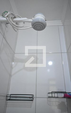 Casa de condomínio para alugar com 75m², 2 quartos e 1 vagaChuveiro