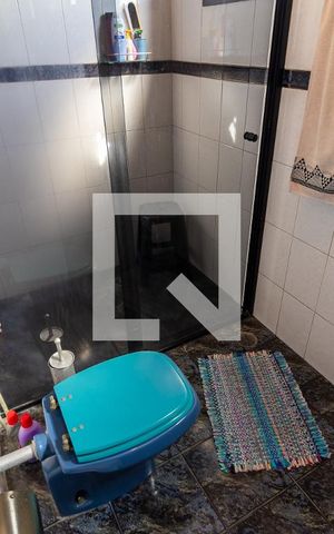 Casa à venda com 320m², 4 quartos e 2 vagas Casa à venda com 320m², 4 quartos e 2 vagasBanheiro 3