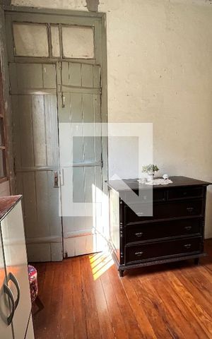 Casa à venda com 200m², 3 quartos e sem vaga Casa à venda com 200m², 3 quartos e sem vagaQuarto 2