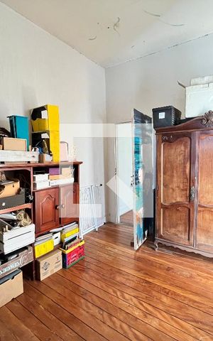 Casa à venda com 200m², 3 quartos e sem vaga Casa à venda com 200m², 3 quartos e sem vagaQuarto 3