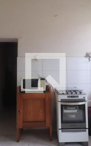 Casa à venda com 200m², 3 quartos e sem vaga Casa à venda com 200m², 3 quartos e sem vagaCozinha