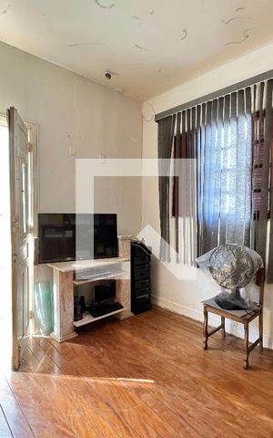 Casa à venda com 200m², 3 quartos e sem vaga Casa à venda com 200m², 3 quartos e sem vagaQuarto 3