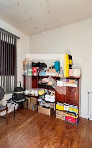 Casa à venda com 200m², 3 quartos e sem vaga Casa à venda com 200m², 3 quartos e sem vagaQuarto 3