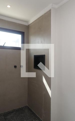 Apartamento à venda com 159m², 4 quartos e 3 vagasBanheiro da Suíte 3