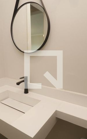 Apartamento à venda com 159m², 4 quartos e 3 vagasLavabo