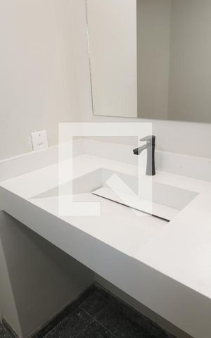 Apartamento à venda com 159m², 4 quartos e 3 vagasBanheiro da Suíte 4