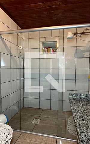 Casa à venda com 150m², 3 quartos e 2 vagasBanheiro