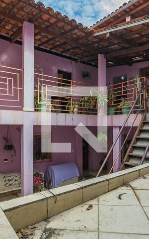 Casa à venda com 260m², 7 quartos e 4 vagas Casa à venda com 260m², 7 quartos e 4 vagasÁrea externa