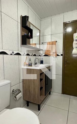 Casa à venda com 140m², 3 quartos e 2 vagasBanheiro