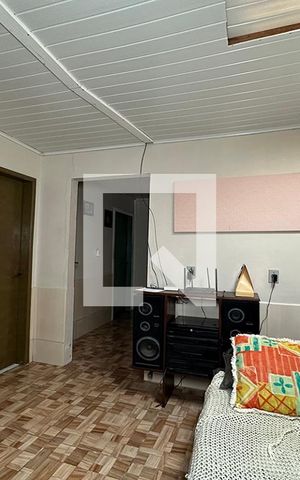Casa à venda com 140m², 3 quartos e 2 vagasSala