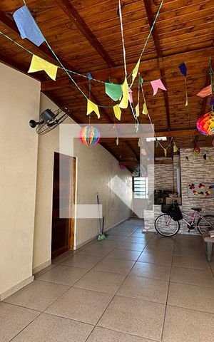 Casa à venda com 115m², 3 quartos e 2 vagasGaragem