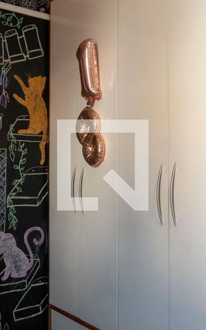 Apartamento à venda com 180m², 4 quartos e 2 vagasQuarto 2