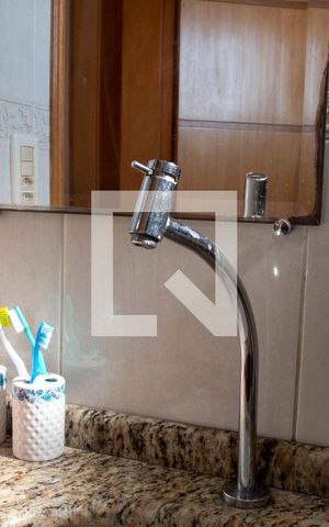 Apartamento à venda com 180m², 4 quartos e 2 vagasBanheiro da Suíte