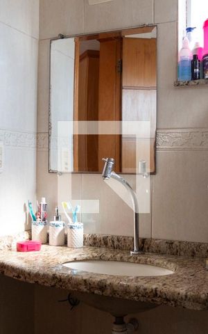 Apartamento à venda com 180m², 4 quartos e 2 vagasBanheiro da Suíte