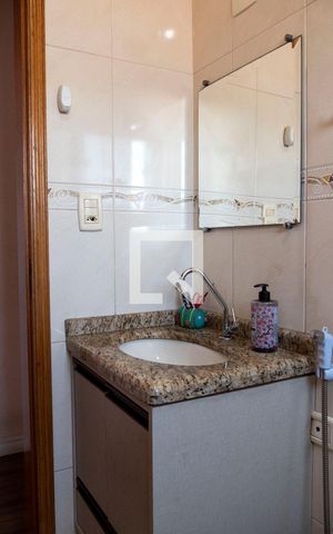 Apartamento à venda com 180m², 4 quartos e 2 vagasBanheiro Social
