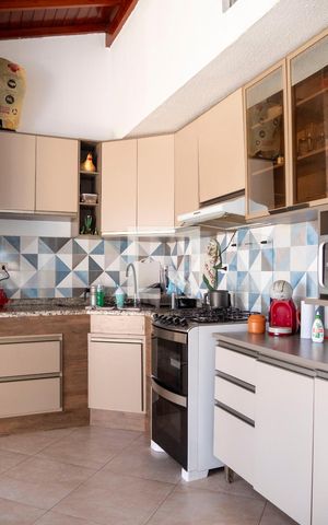 Apartamento à venda com 180m², 4 quartos e 2 vagasCozinha e Área de Serviço