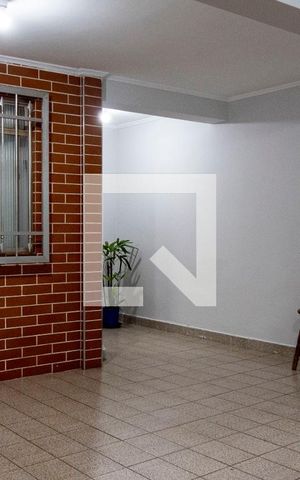 Casa à venda com 220m², 4 quartos e 2 vagasGaragem