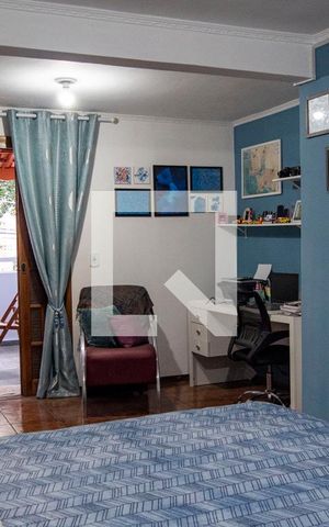 Casa à venda com 220m², 4 quartos e 2 vagasQuarto 1
