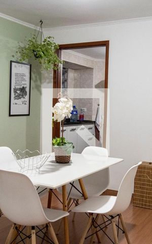 Casa à venda com 220m², 4 quartos e 2 vagasCopa