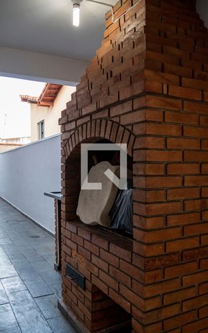 Casa à venda com 220m², 4 quartos e 2 vagasQuintal - Churrasqueira