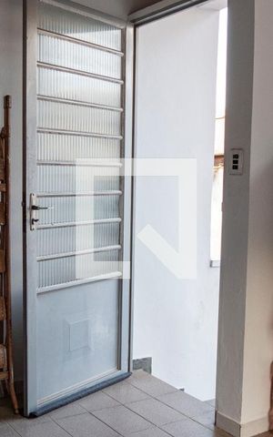 Casa à venda com 220m², 4 quartos e 2 vagasSalão